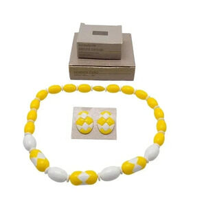 Avon 1987 Sunsations Choker Necklace Earrings Yellow Beads Interlocking Design